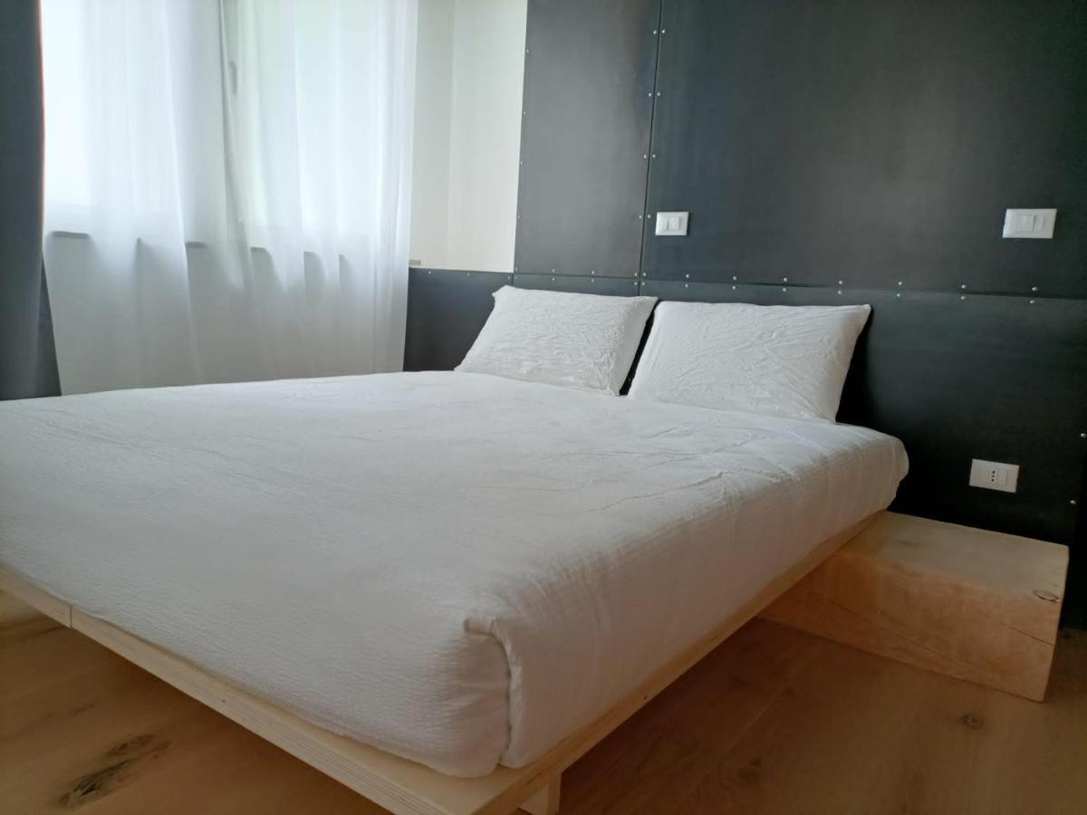 Le Meridiane City Rooms In Тренто Экстерьер фото